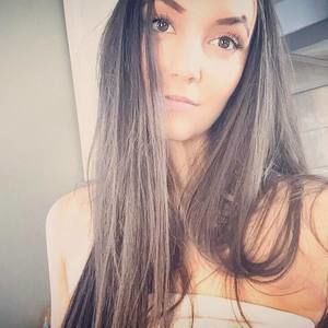 Meet your Posher, Roxane